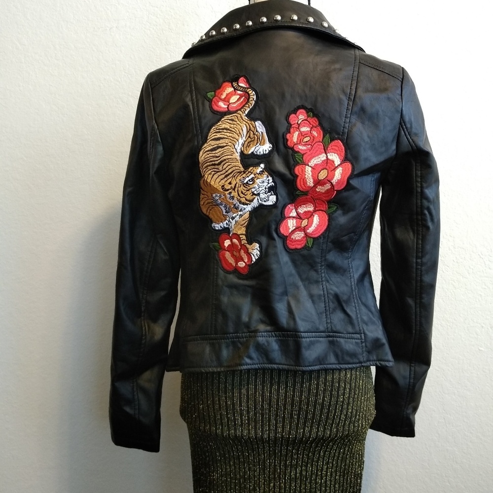 fashion leather jacket with tiger embroidery